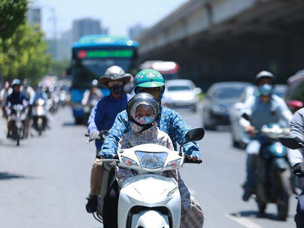 Ngày mai miền Bắc bước vào đợt nắng nóng diện rộng, Hà Nội nhiệt độ có thể lên tới 38 độ trong những ngày tới