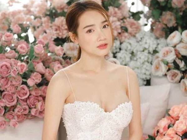 Nhã Phương bị NSƯT Thành Lộc thẳng thắn chê tắc trách với nghề