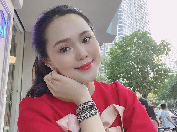 Quỳnh Anh vợ Duy Mạnh khoe ảnh cận mặt sau thông tin sắp có em bé, chị em ghen tị sao chẳng thấy dấu hiệu của người mới mang bầu?
