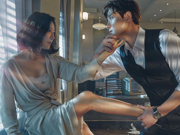 Nữ chính U55 của Thế giới hôn nhân': Biểu tượng sắc đẹp Hàn Quốc thập niên 90, cuộc hôn nhân như trong phim với 'Bill Gates xứ Hàn'