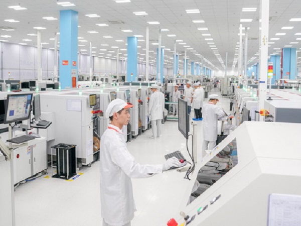 VinSmart hợp tác với Pininfarina thiết kế điện thoại thông minh thế hệ mới