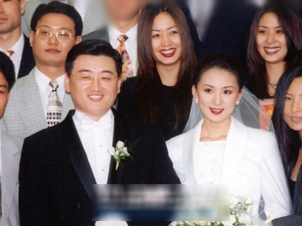 Sốc: Chồng mỹ nhân U55 của 'Thế giới hôn nhân' gây sốc với cảnh 18+ Kim Hee Ae bị tố biển thủ khoản tiền hơn 76 tỷ đồng