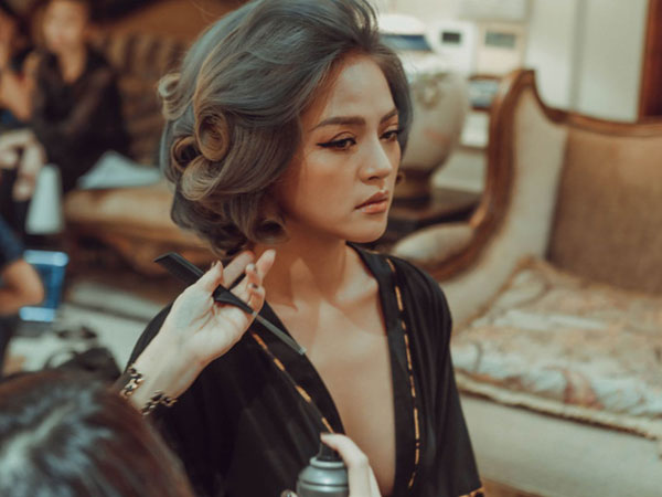 Thu Quỳnh: 'Tôi từng rất stress, đứng hàng giờ để nhìn 4 bức tường'