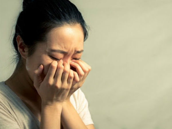 Cô gái chết lặng khi nhận được 'món quà' là cặp sừng siêu to khổng lồ của người yêu trong ngày sinh nhật