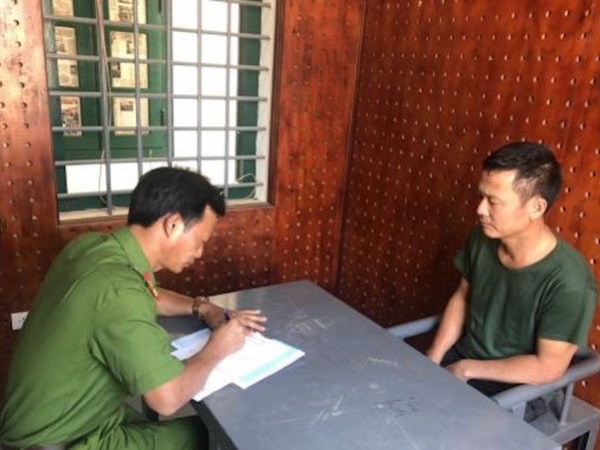 Rút mã tấu đe doạ cán bộ tại chốt kiểm dịch