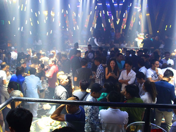 Kiến nghị cho các khu vui chơi, giải trí, cơ sở làm đẹp, karaoke, quán bar,… hoạt động trở lại