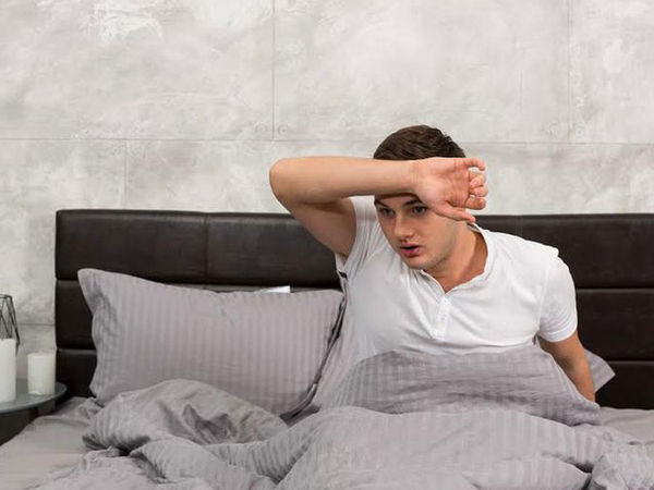 Bất kể nam hay nữ, có 3 hiện tượng này khi ngủ vào ban đêm thì chứng tỏ thận rất khỏe mạnh