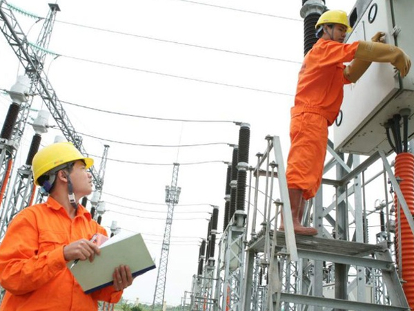 Vì sao bộ Công Thương xin lùi thời gian sửa biểu giá bán lẻ điện sinh hoạt?