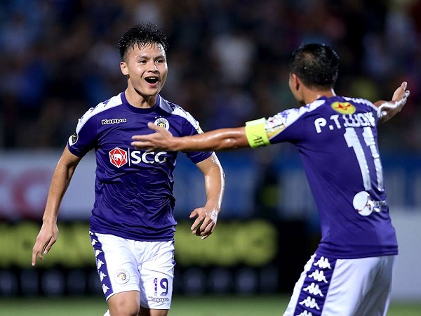 Quang Hải lọt Top 5 cầu thủ 'kèo trái' xuất sắc nhất lịch sử AFC Cup