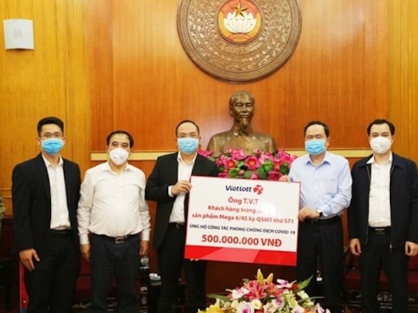 Các tỉ phú Vietlott 'hào phóng' như thế nào?