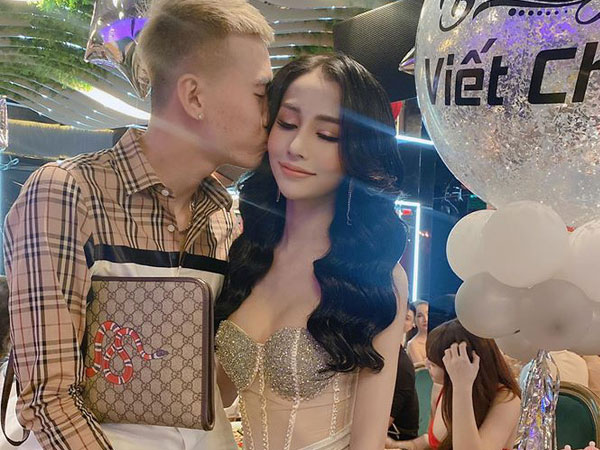 Chuyện tình thu hút 29 nghìn like của cô nàng sexy: Thân phận và quá khứ đầy kinh ngạc