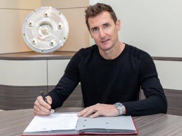 Miroslav Klose được bổ nhiệm làm trợ lý HLV trưởng tại Bayern Munich
