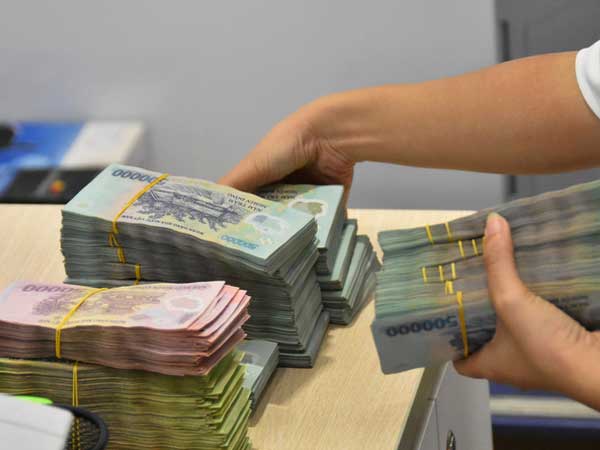 Vì sao doanh nghiệp chậm được hỗ trợ giảm lãi vay?