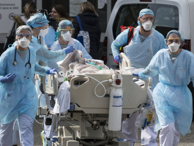 Công bố gây sốc: Bệnh viện Pháp phát hiện ca nhiễm Covid-19 từ tháng 11/2019