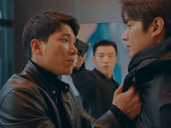 Quân vương bất diệt tập 8: Lee Min Ho đối đầu với 'tình địch', ngỡ ngàng khi biết người này là thần dân của mình