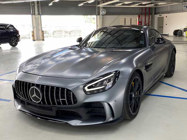 'Siêu phẩm' Mercedes-AMG GT R giá hơn 11 tỷ cập bến Việt Nam