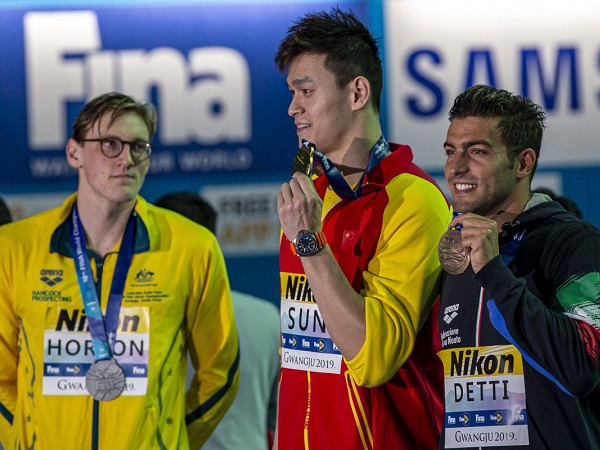 Tẩy chay siêu kình ngư Trung Quốc, nhà vô địch Olympic bị 'khủng bố tinh thần' dữ dội