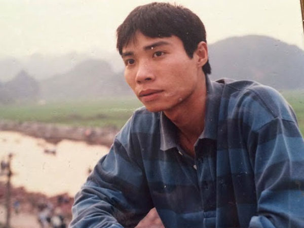 NSND Công Lý kể về thời 'ngố tàu' làm người mẫu ca nhạc