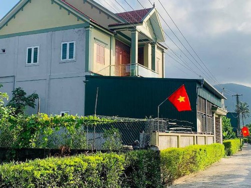 Cháu bé 18 tháng tuổi tử vong bất thường: Triệu tập người mẹ để điều tra