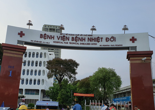 Nữ bệnh nhân Covid-19 về từ Dubai tổn thương phổi nặng hơn, vẫn còn dương tính với SARS-COV-2