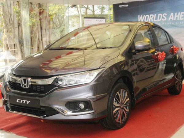 Trước thềm ra mắt sản phẩm mới, Honda City giảm giá mạnh