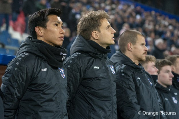 Báo Hà Lan: 'Văn Hậu đen đủi, chỉ giúp Heerenveen tăng like Facebook'