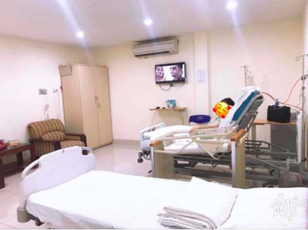 'Chồng nhà người ta' trong truyền thuyết: Con mới sinh gửi ông bà, nửa đêm vẫn chầu chực ngoài phòng đẻ xin được vào đút cháo cho vợ