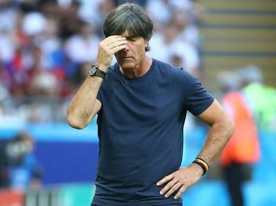 HLV tuyển Đức cũng không được dự khán các trận đấu tại Bundesliga