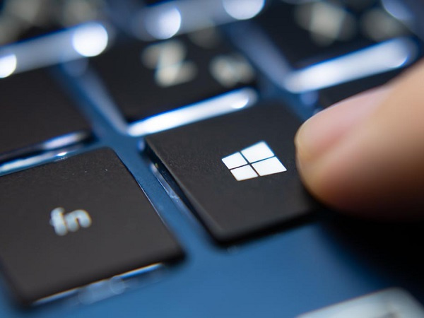 Ý nghĩa ký tự 2 mũi tên xanh đối lập của file và thư mục trên Windows 10
