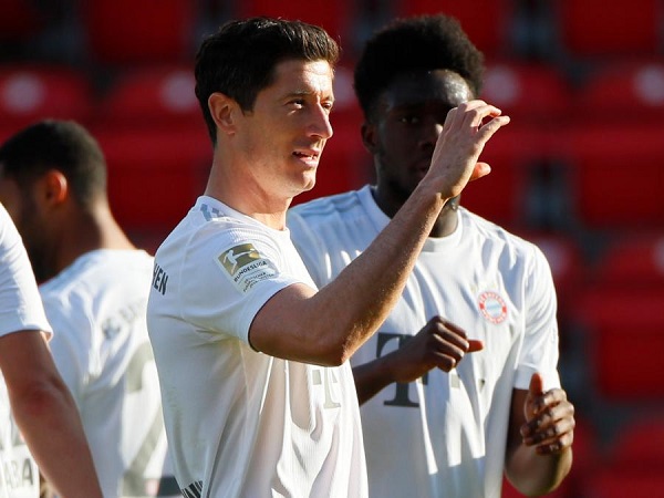 Lewandowski ‘nổ súng’, Bayern Munich thắng nhẹ ngày Bundesliga trở lại