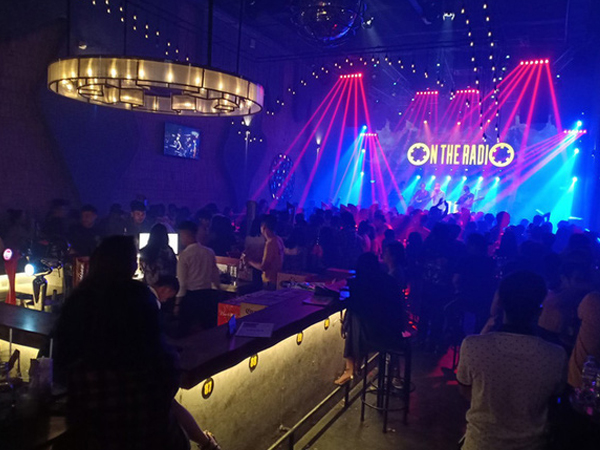 Đà Nẵng: Cho phép mở cửa quán bar
