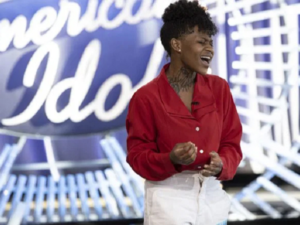 Cô gái hát rong giành chiến thắng trong đêm chung kết American Idol 2020