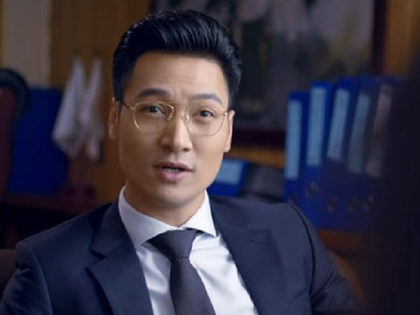 Tình yêu và tham vọng tập 17: Có bồ nhiều năm, Phong tái mặt khi được thông báo lên chức bố
