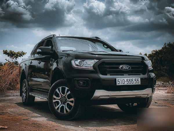 Trúng biển ngũ quý 5, Ford Ranger tăng giá gấp 3, rao 3 tỷ đồng