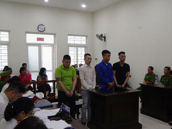 Nam thanh niên lĩnh án chung thân do tổ chức đánh dập não bạn trai 16 tuổi của người yêu cũ