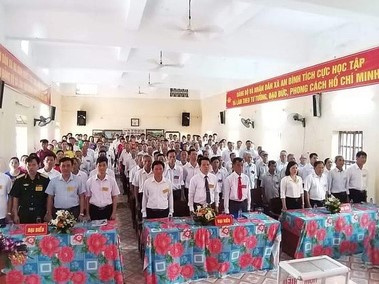 Khai trừ Đảng, buộc thôi việc cán bộ xã gian lận trong bầu cử