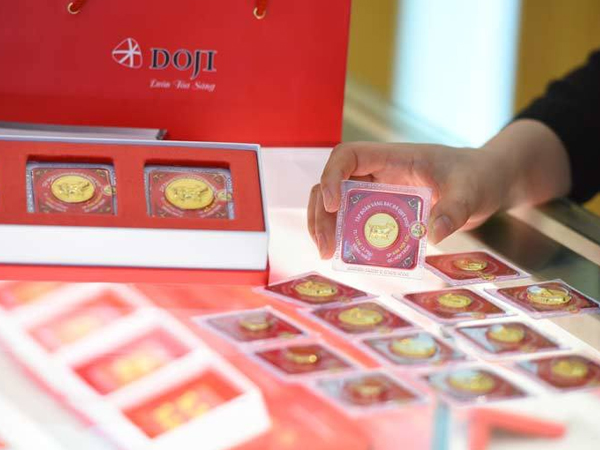 Giá vàng hôm nay 20/5: Bước ngừng sau cú tăng đột phá