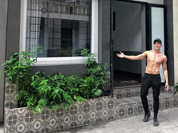 Khoe thành quả đáng ngưỡng mộ sau khi dùng 150 triệu sửa nhà cho bố mẹ, thanh niên hiếu thảo khiến hội chị em 'xịt máu mũi' vì body cực phẩm