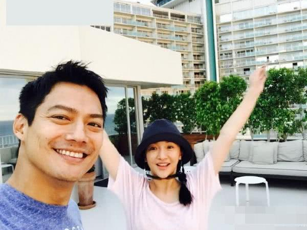 Chồng Châu Tấn gây xôn xao khi xoá hết ảnh chụp chung cùng vợ trên Instagram