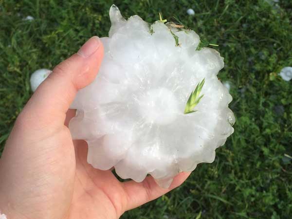 Mưa đá có thể ăn được không?