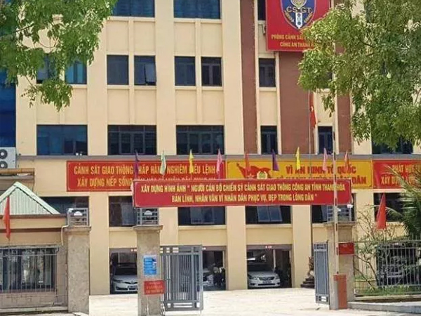 Xin nghỉ phép do vợ sinh, 1 CSGT sử dụng ma túy tập thể