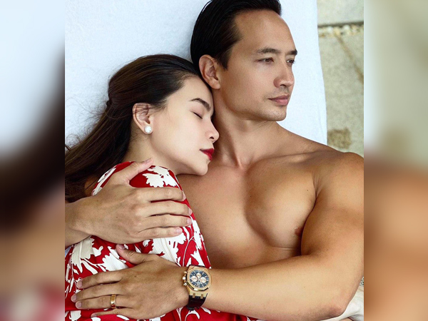 Hà Hồ - Kim Lý cùng đeo nhẫn ngón áp út, có khi nào đám cưới sắp diễn ra?