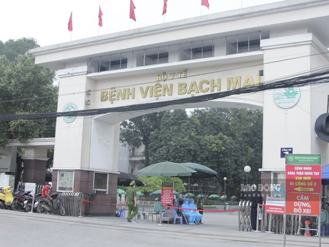 Bệnh viện Bạch Mai sẽ giải thể các đơn vị dịch vụ, 'xóa sổ' giường yêu cầu