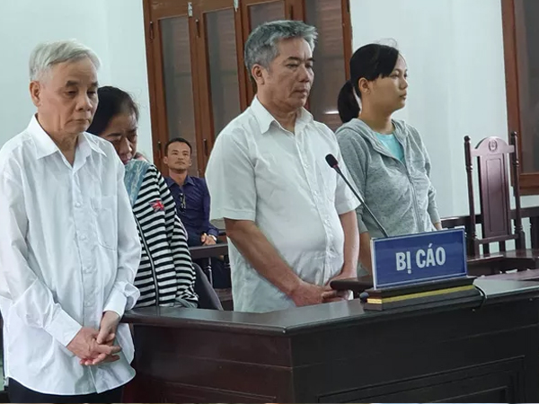 Nguyên Chánh án tỉnh Phú Yên can tội tham ô tài sản được giảm án