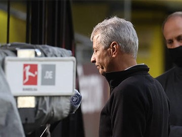Dấu hiệu cho thấy HLV Favre sắp bật bãi khỏi Dortmund