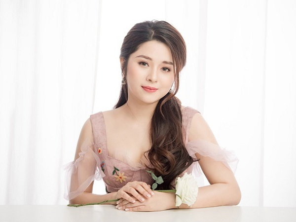MC thể thao Diệu Linh bị ung thư máu giai đoạn 4, từng trải qua xạ trị, có thể phải ghép tủy trong thời gian tới