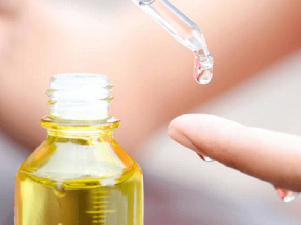 Những điều cần biết khi chọn và sử dụng serum vitamin C