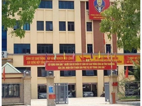 CSGT tham gia tiệc ma tuý tiễn bạn đi chấp hành án bị khởi tố.