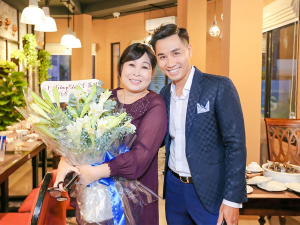 Nhà hàng của MC Nguyên Khang ở Phú Quốc bốc cháy giữa đêm