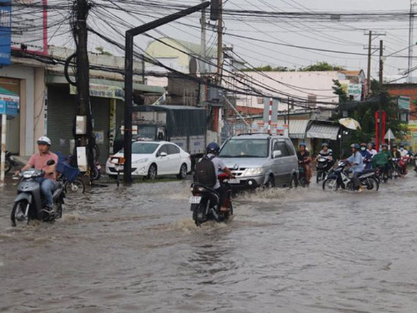 Một người bị sét đánh tử vong trong mưa giông khủng khiếp ở Cần Thơ